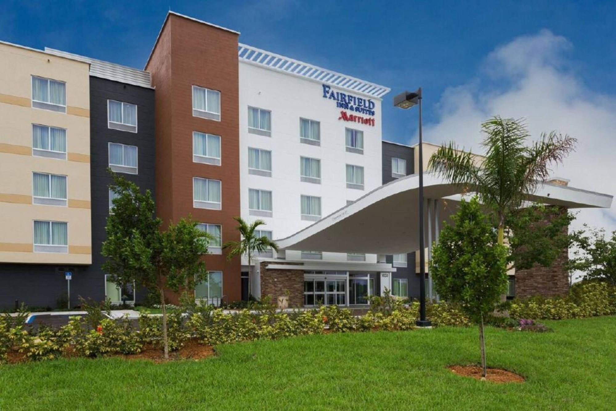 Fairfield Inn & Suites By Marriott Fort Lauderdale Пемброк-Пайнс Екстер'єр фото